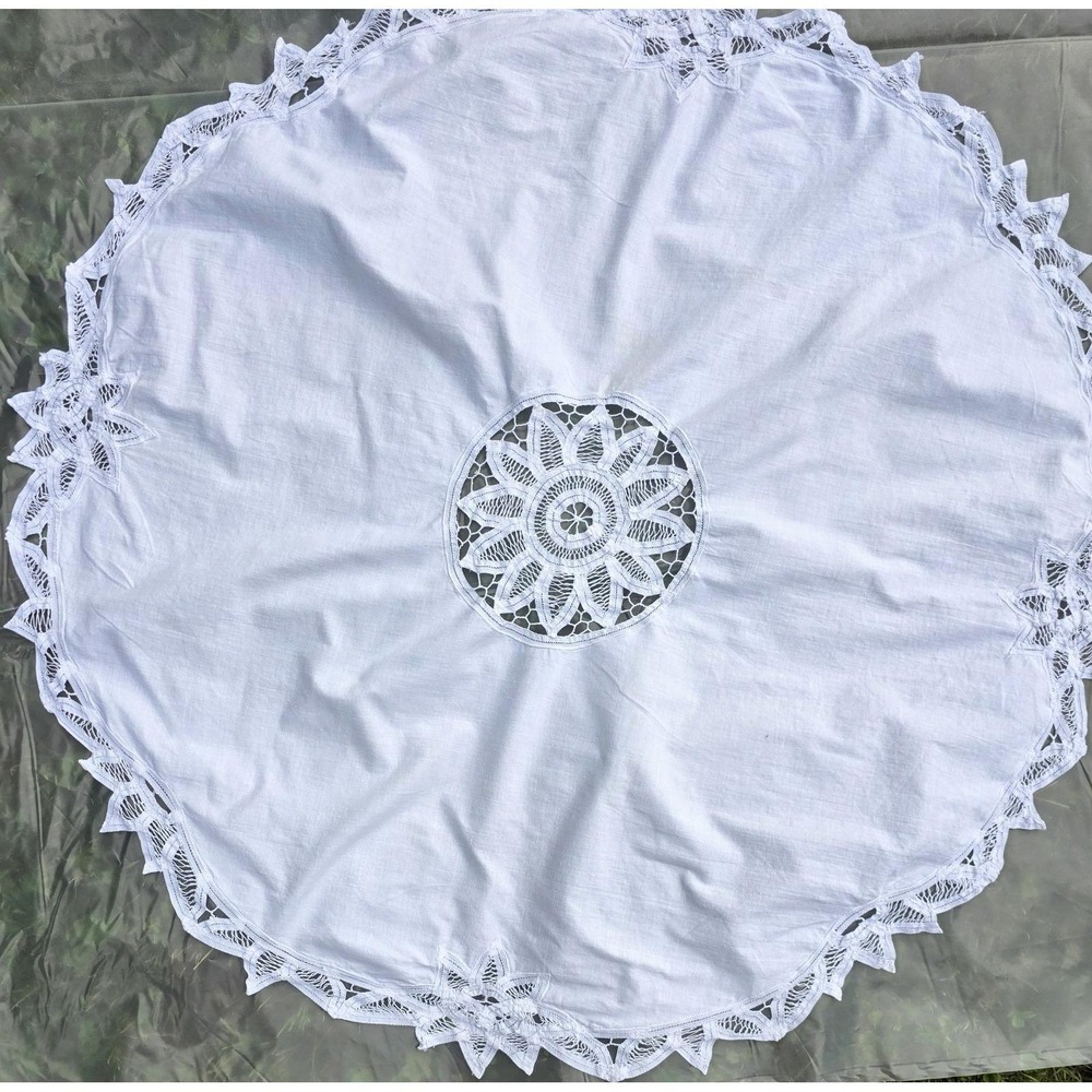 Vintage Round White Cotton Tablecloth 34" w 4 Napkins Cutwork Lace Cottagecore